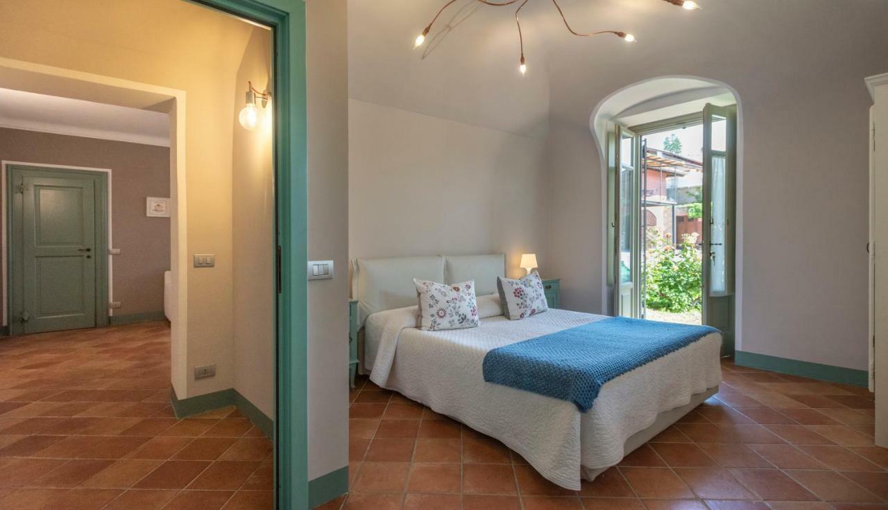 Cascina Meriame แซร์ราลุงกา ดัลบา ภายนอก รูปภาพ